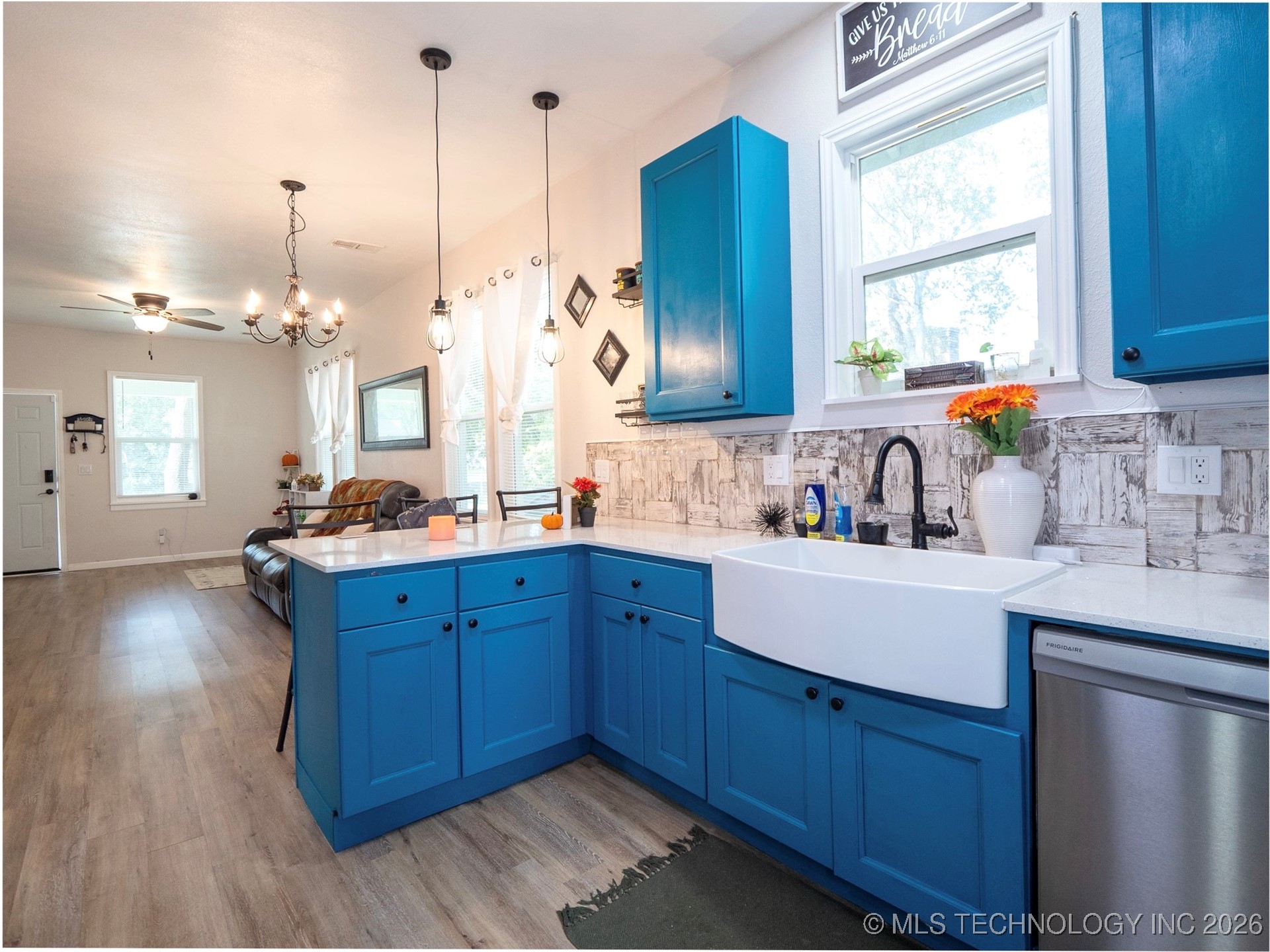 1010 Burch Street Nw Property Photo 10