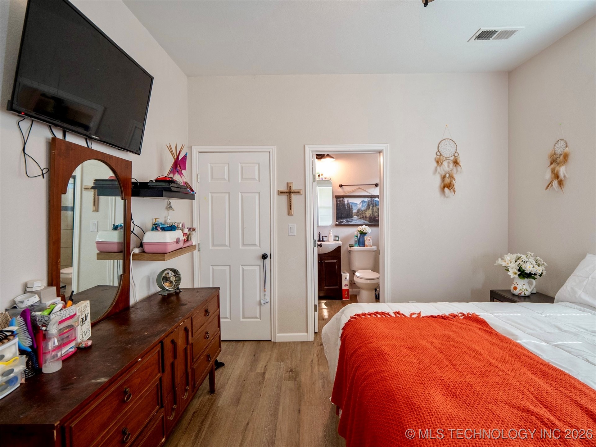 1010 Burch Street Nw Property Photo 12