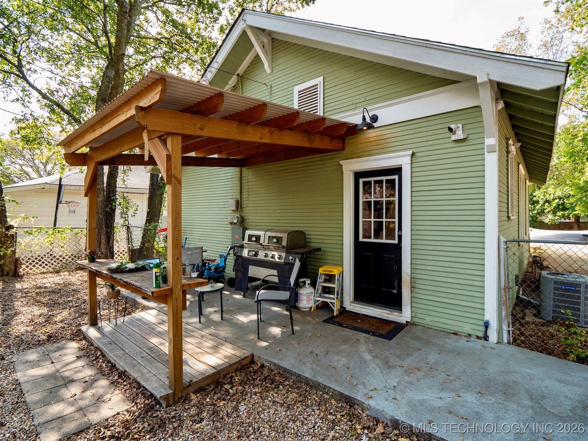 1010 Burch Street Nw Property Photo 19