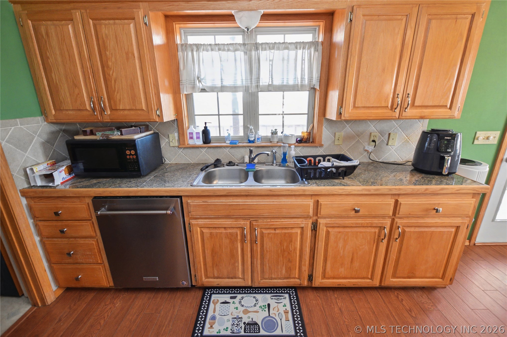 8657 N Hwy 10 Property Photo 13