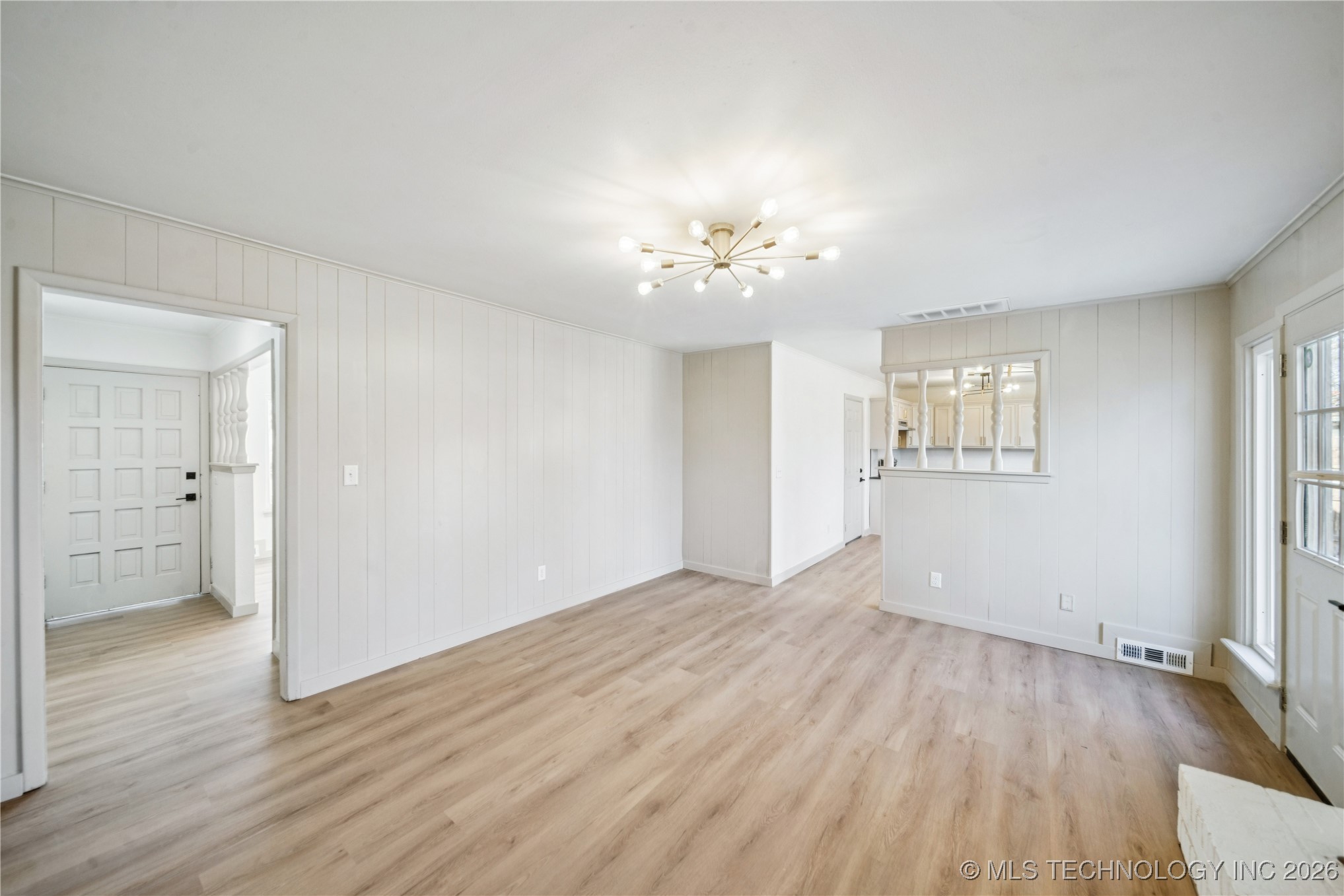 3401 S 93rd East Avenue Property Photo 9