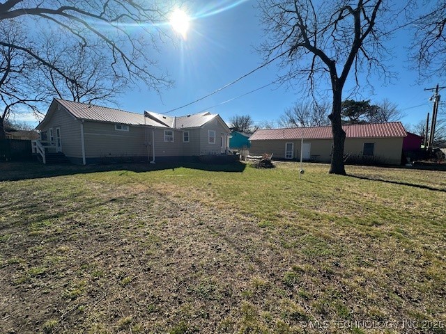 924 N Burns Property Photo 4