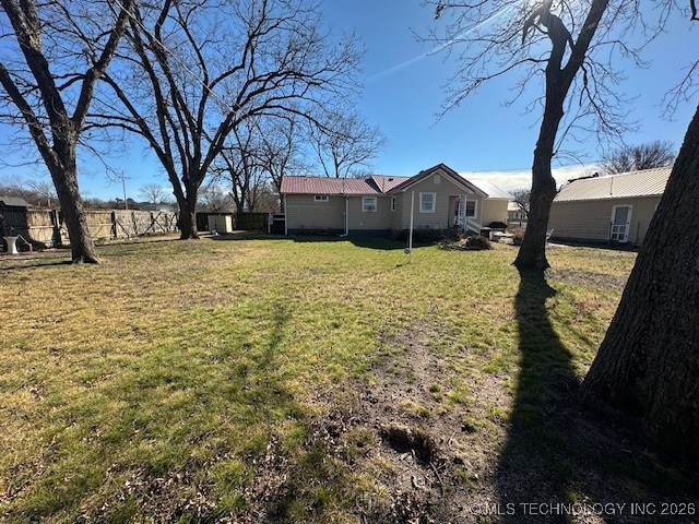 924 N Burns Property Photo 8