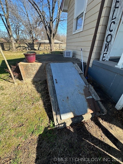 924 N Burns Property Photo 11