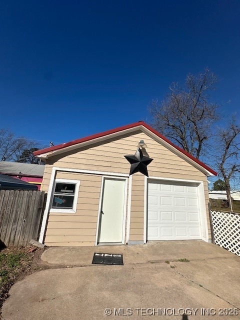 924 N Burns Property Photo 12