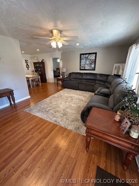 924 N Burns Property Photo 18