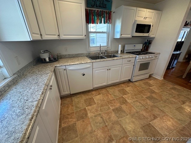 924 N Burns Property Photo 23