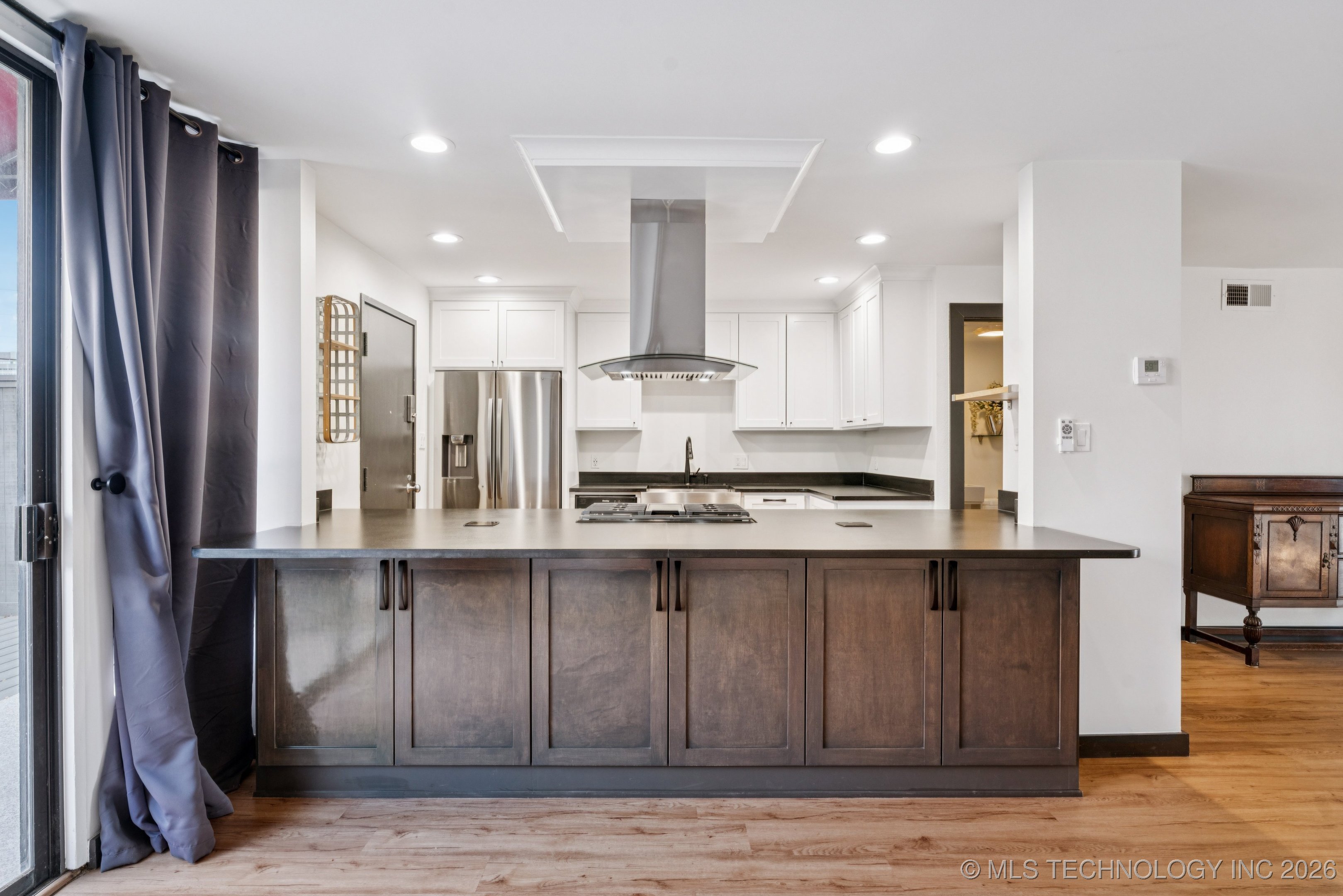 410 W 7th Street 244 Property Photo 8