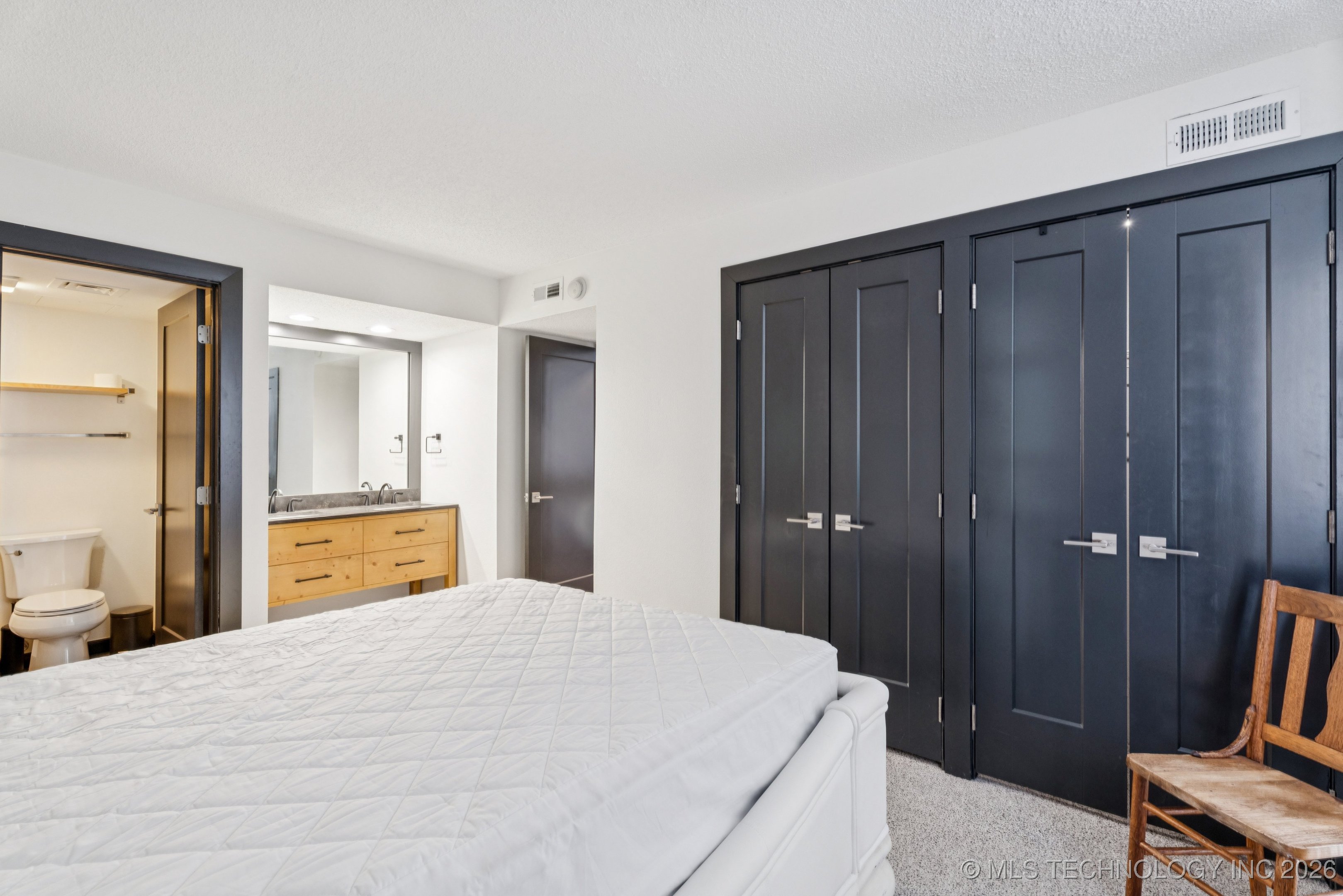 410 W 7th Street 244 Property Photo 25