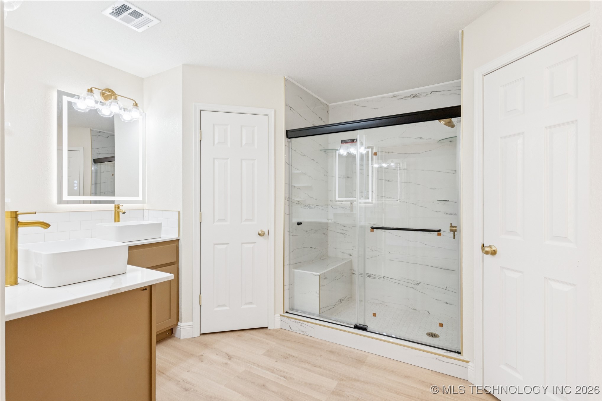 11229 S Nandina Avenue Property Photo 15