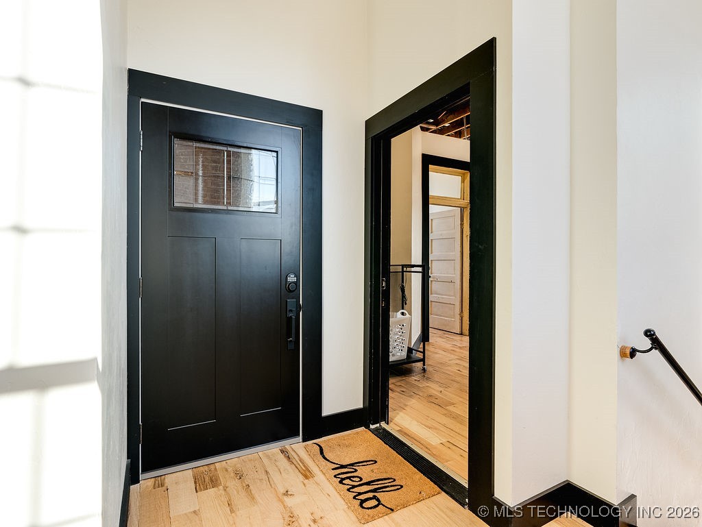 118 W Main Street Property Photo 6