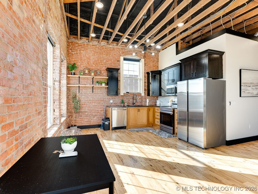 118 W Main Street Property Photo 12