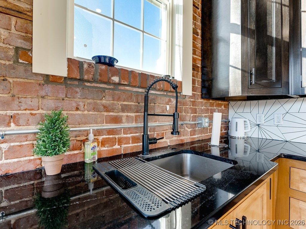 118 W Main Street Property Photo 14