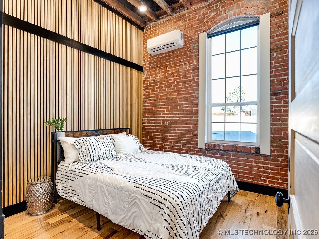 118 W Main Street Property Photo 16