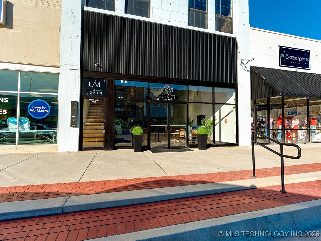 118 W Main Street Property Photo 21