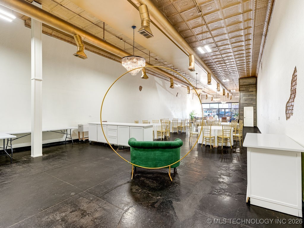 118 W Main Street Property Photo 30