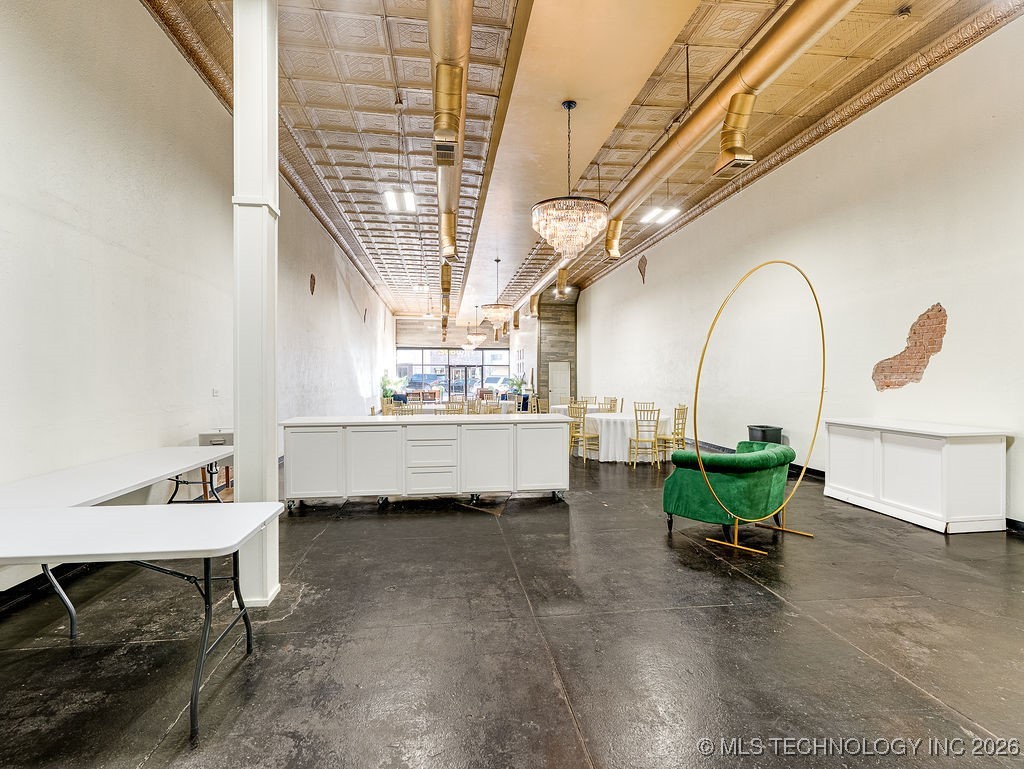 118 W Main Street Property Photo 31