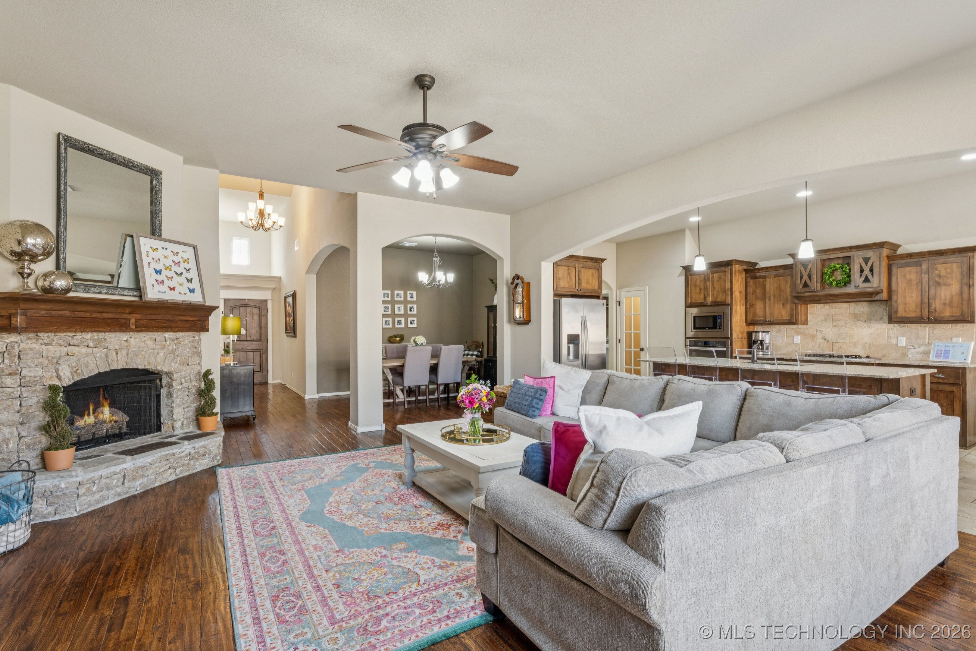 1604 E Quantico Street Property Photo 9