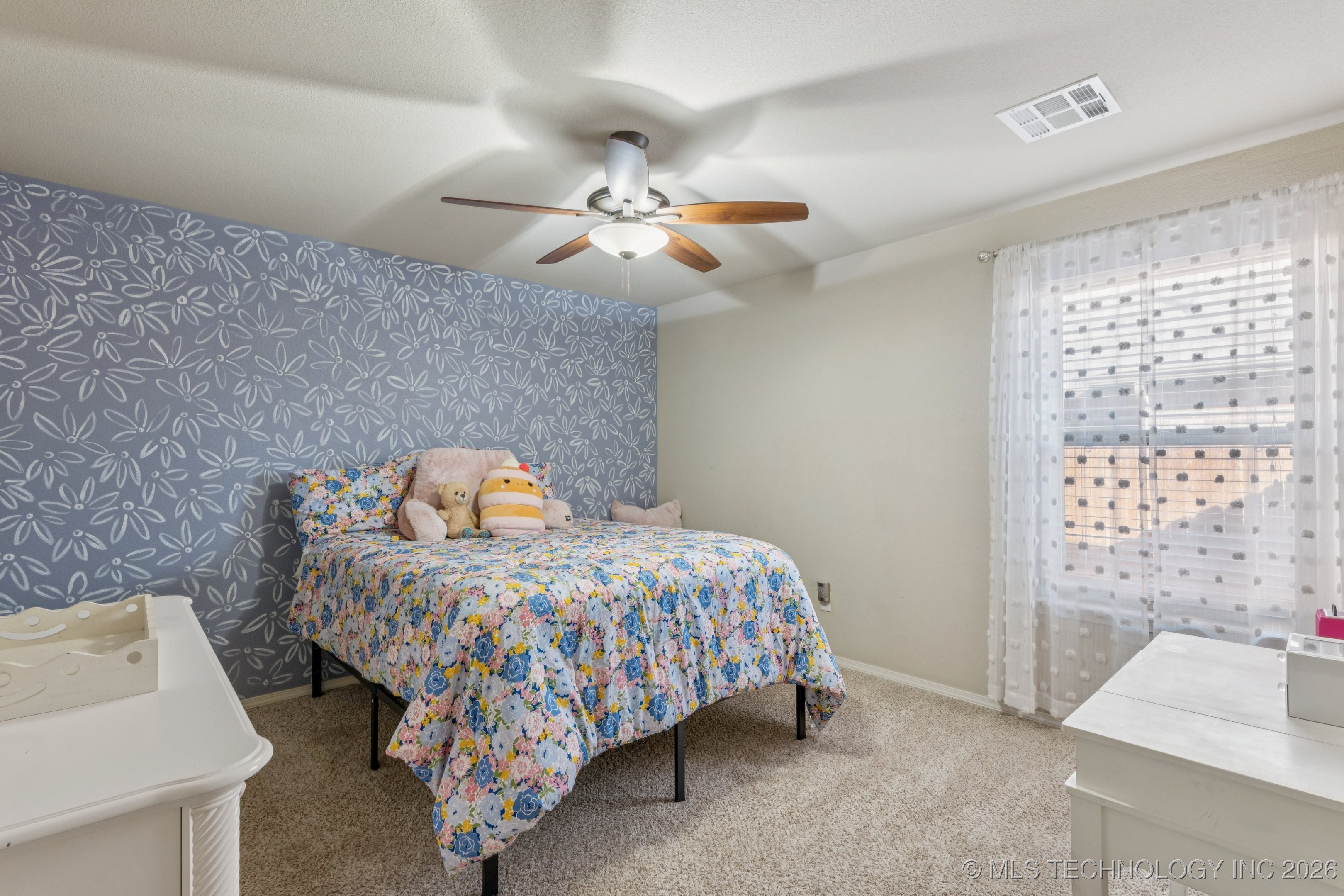 1604 E Quantico Street Property Photo 22