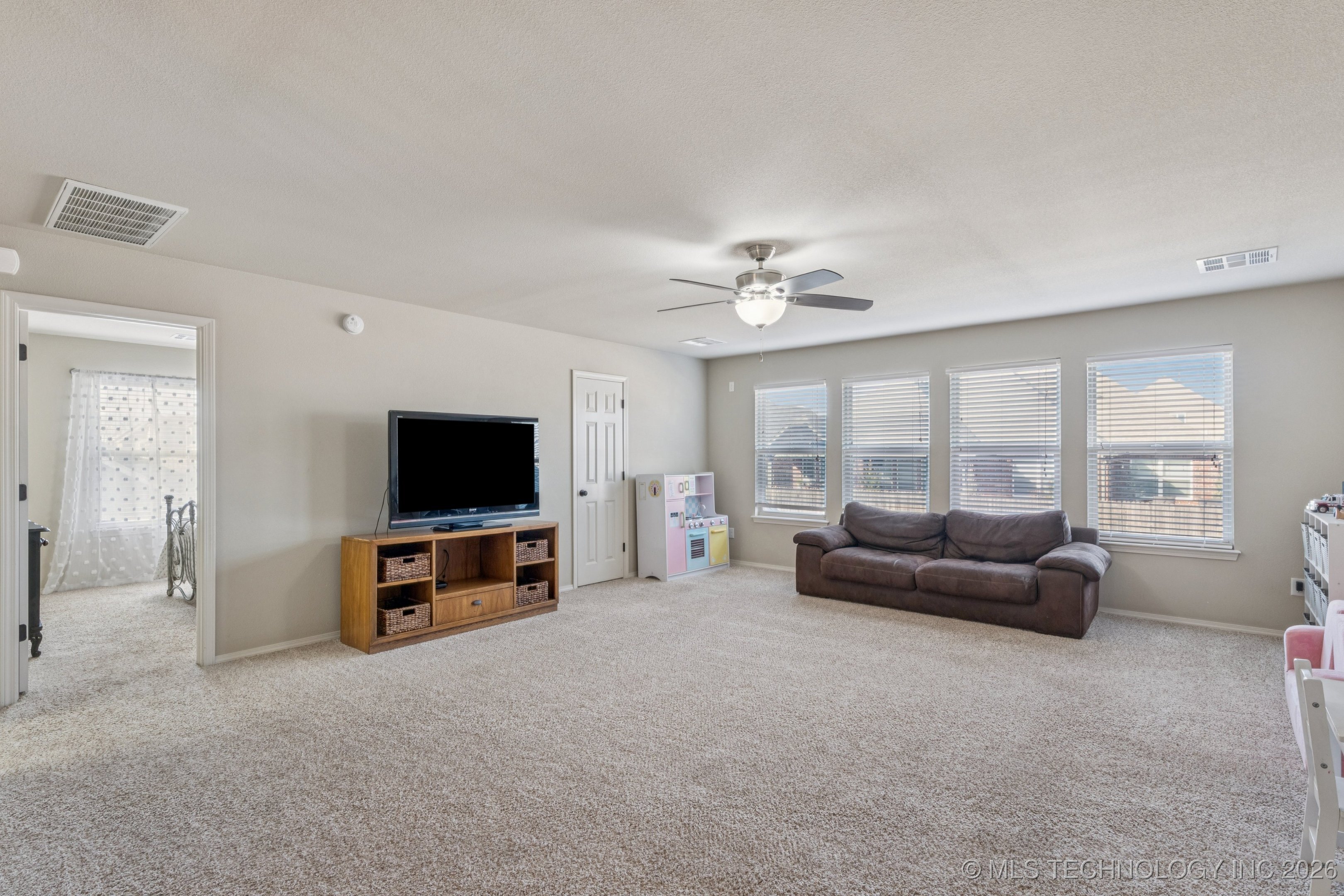 1604 E Quantico Street Property Photo 27