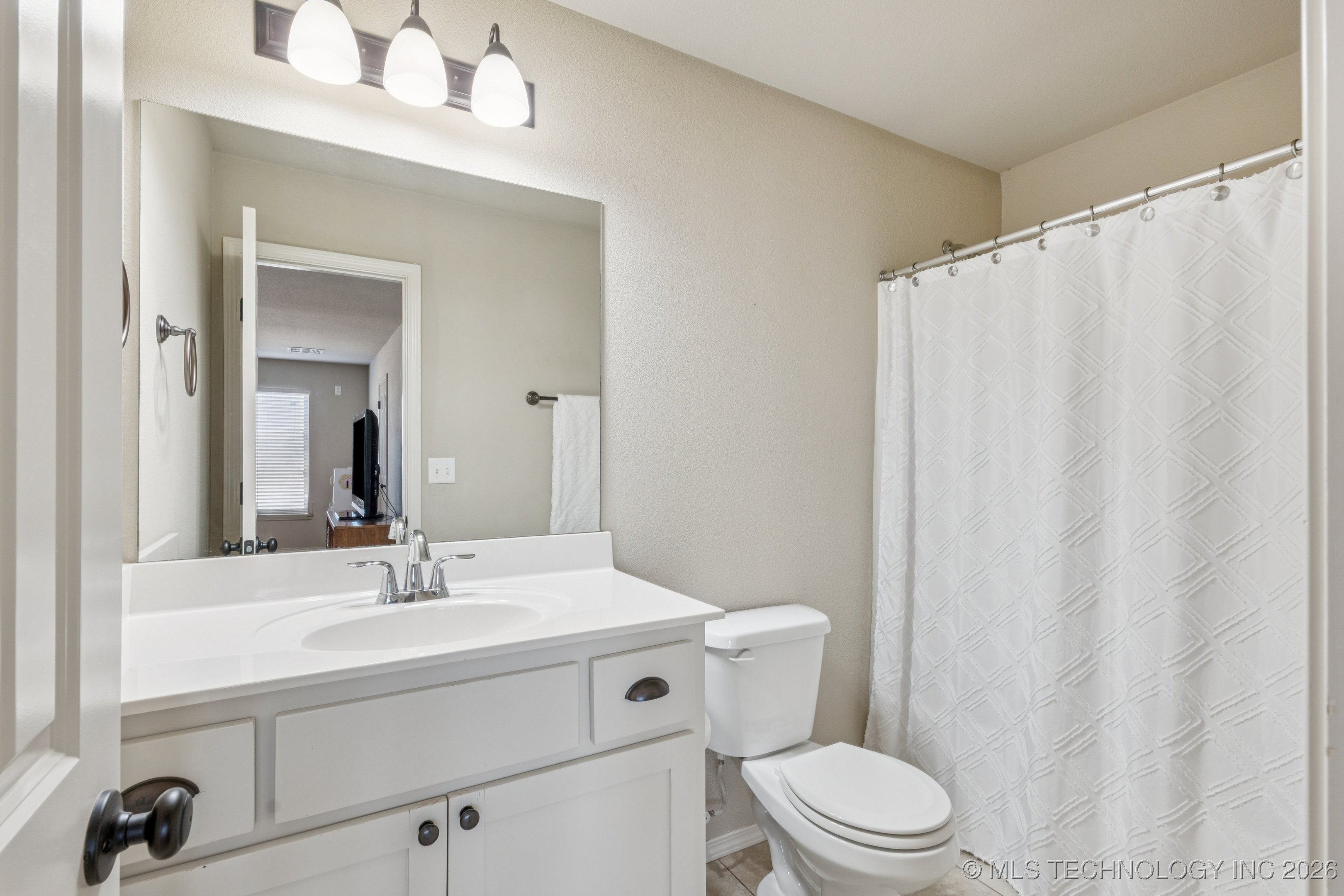 1604 E Quantico Street Property Photo 30