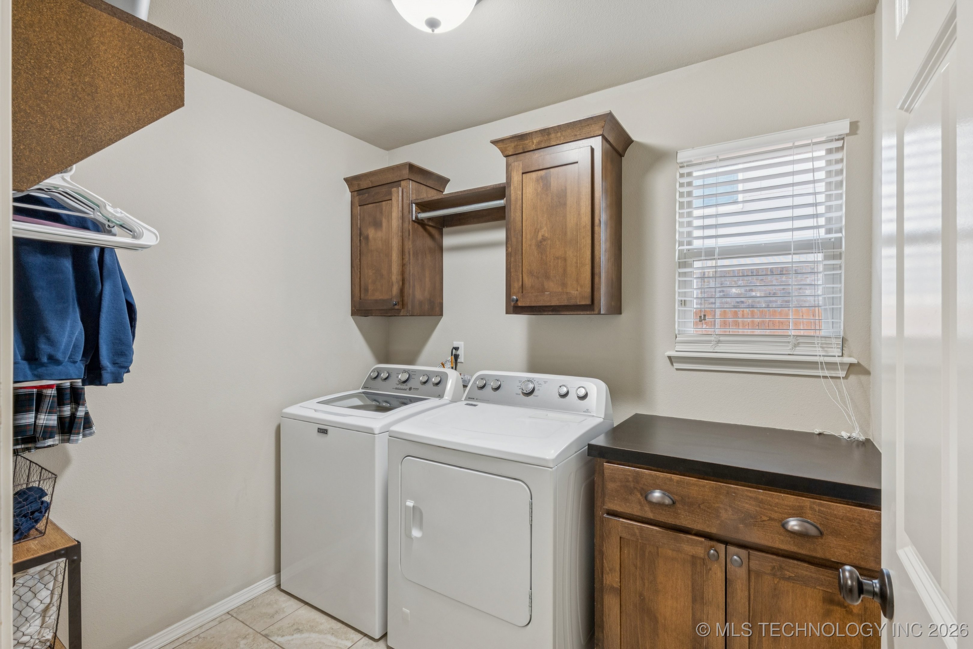 1604 E Quantico Street Property Photo 33