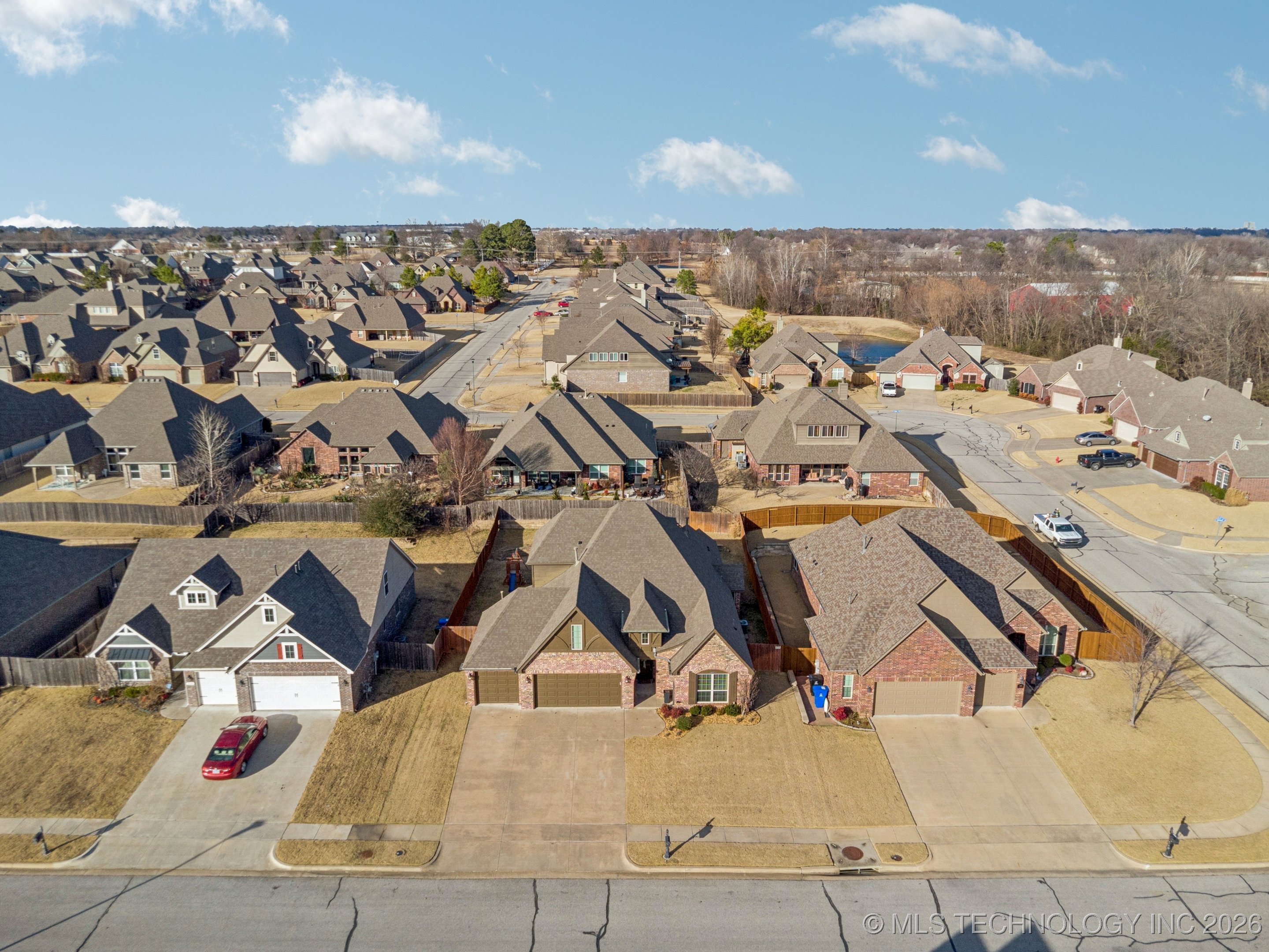 1604 E Quantico Street Property Photo 40