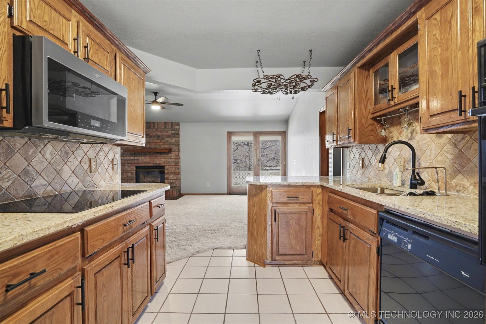 8755 Sunset Drive Property Photo 13