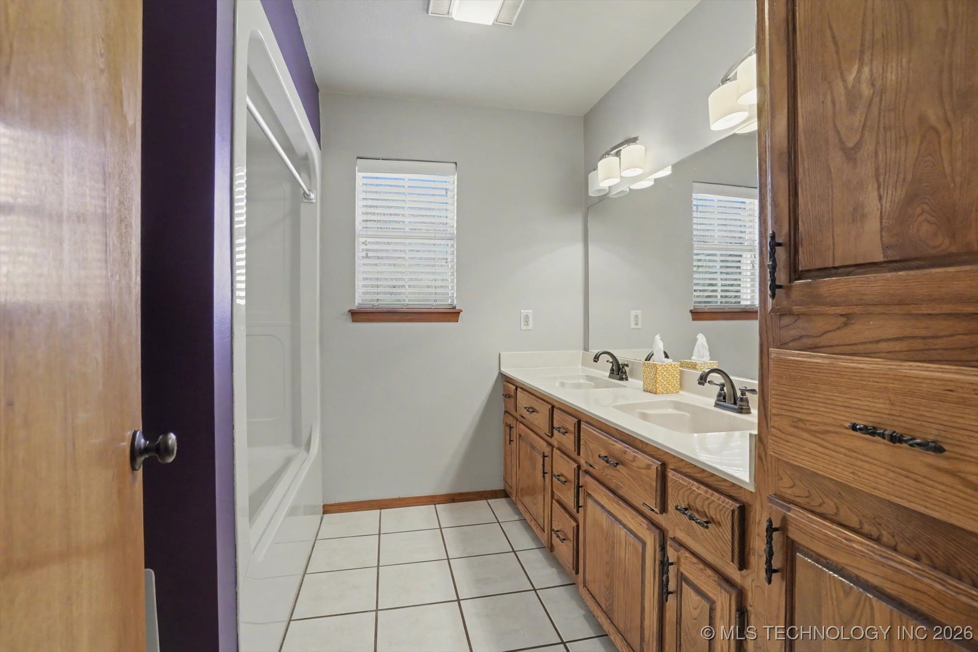 8755 Sunset Drive Property Photo 20