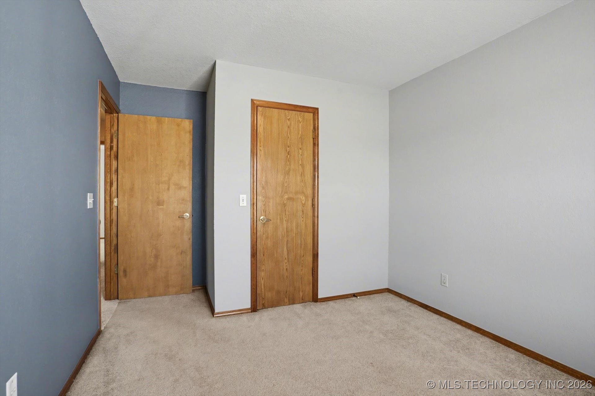 8755 Sunset Drive Property Photo 28