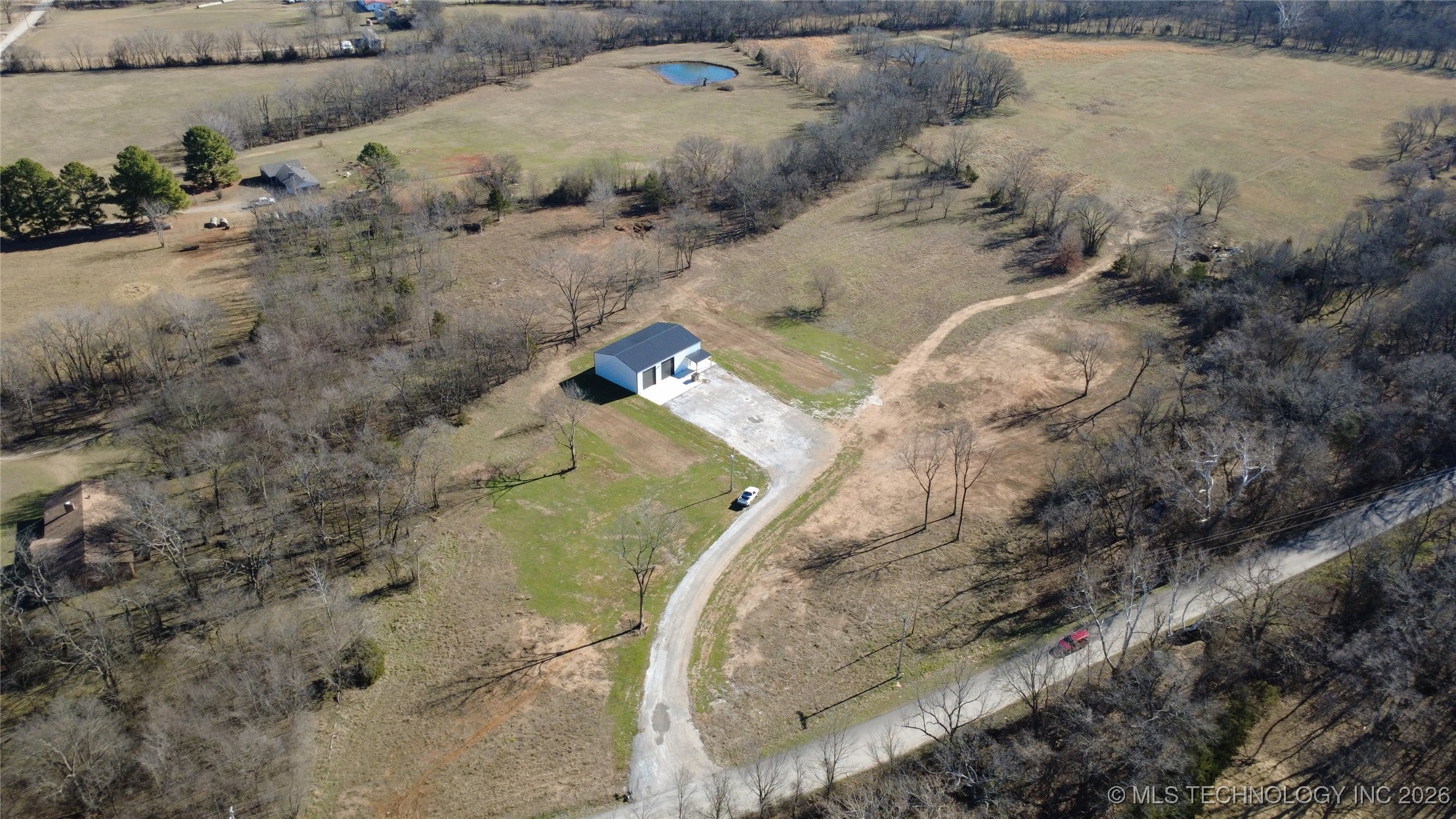 24070 S Manard Road Property Photo 4