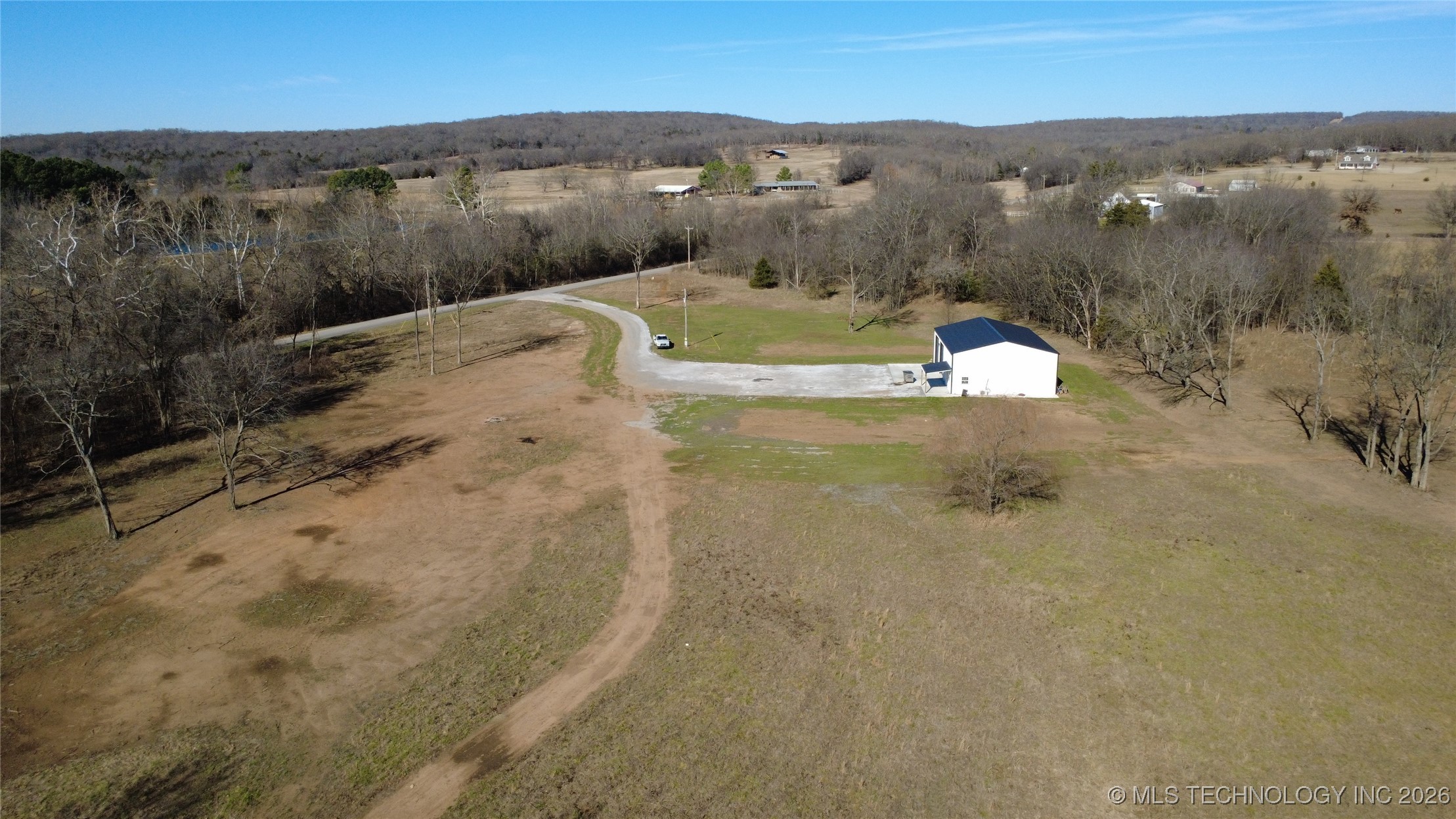 24070 S Manard Road Property Photo 6