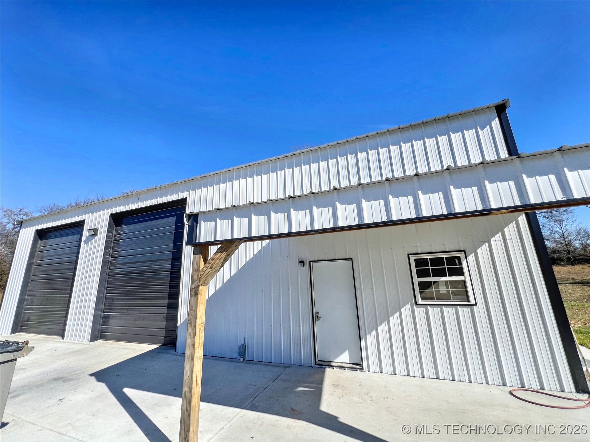 24070 S Manard Road Property Photo 23