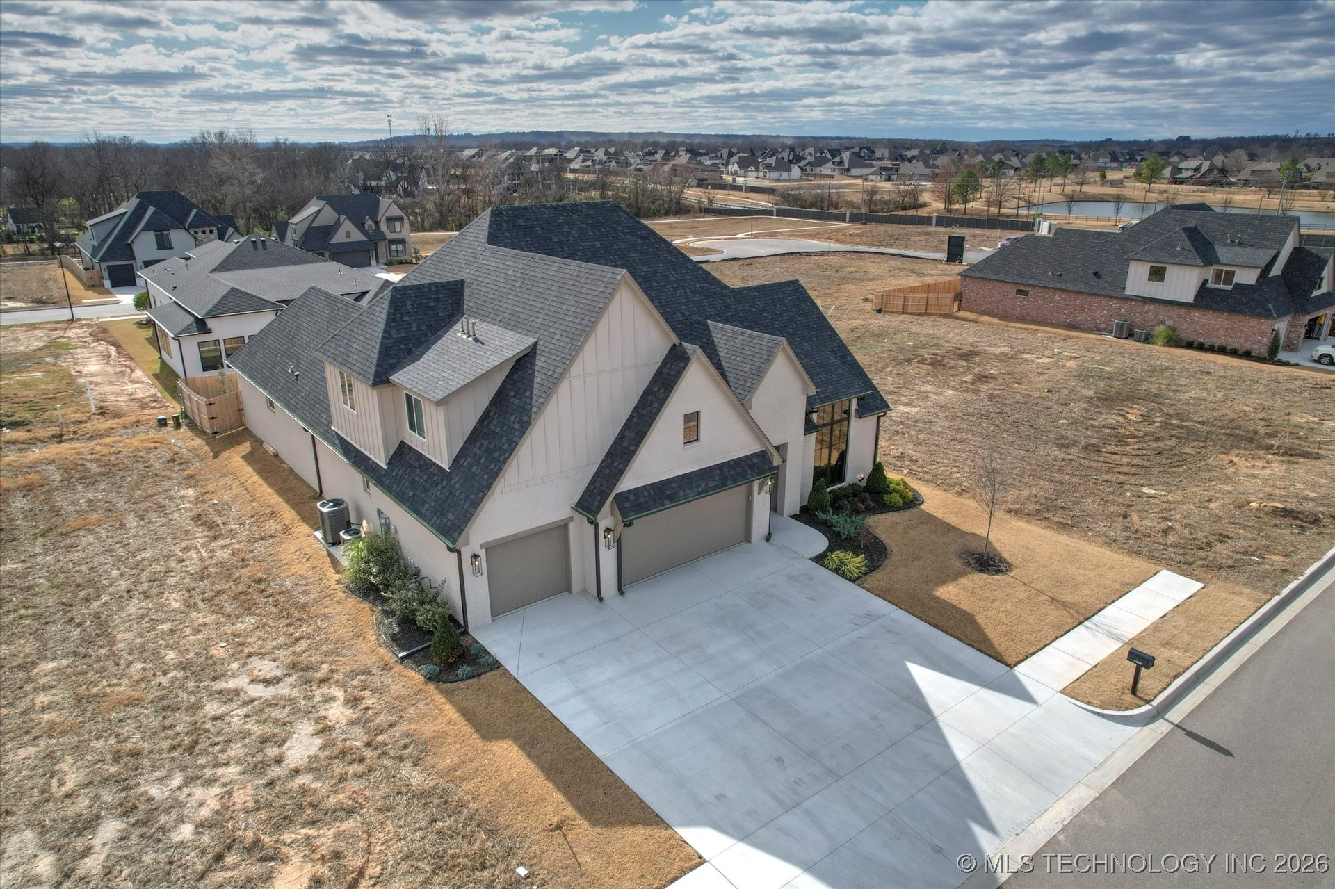 2338 E 134th Circle S Property Photo 48