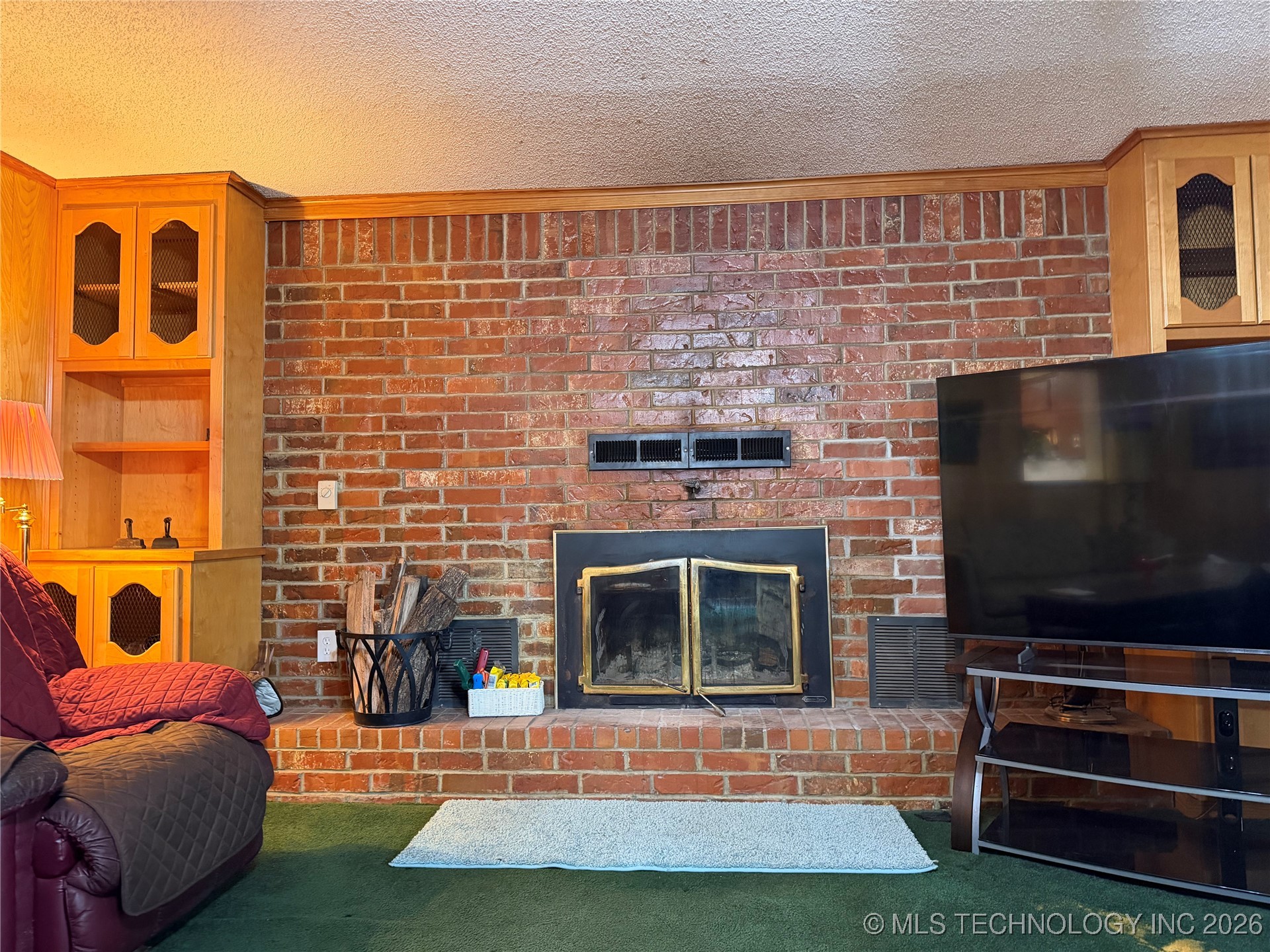 304 E Woodrow Place Property Photo 10