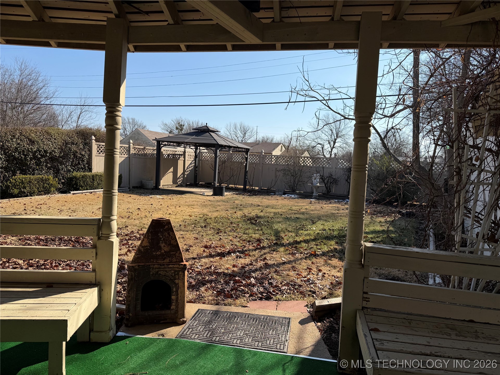 304 E Woodrow Place Property Photo 16