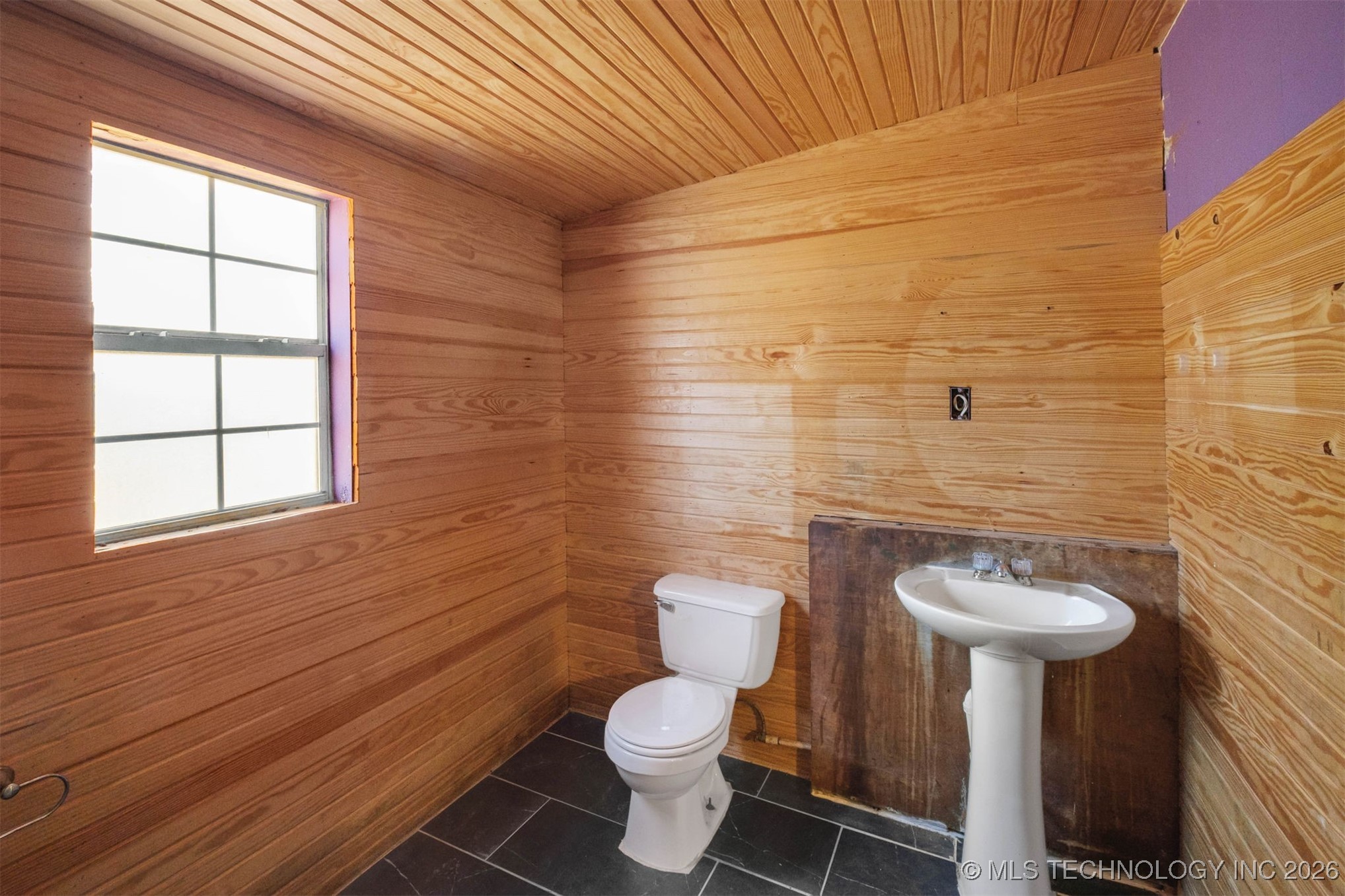 470443 E 723 Road Property Photo 22