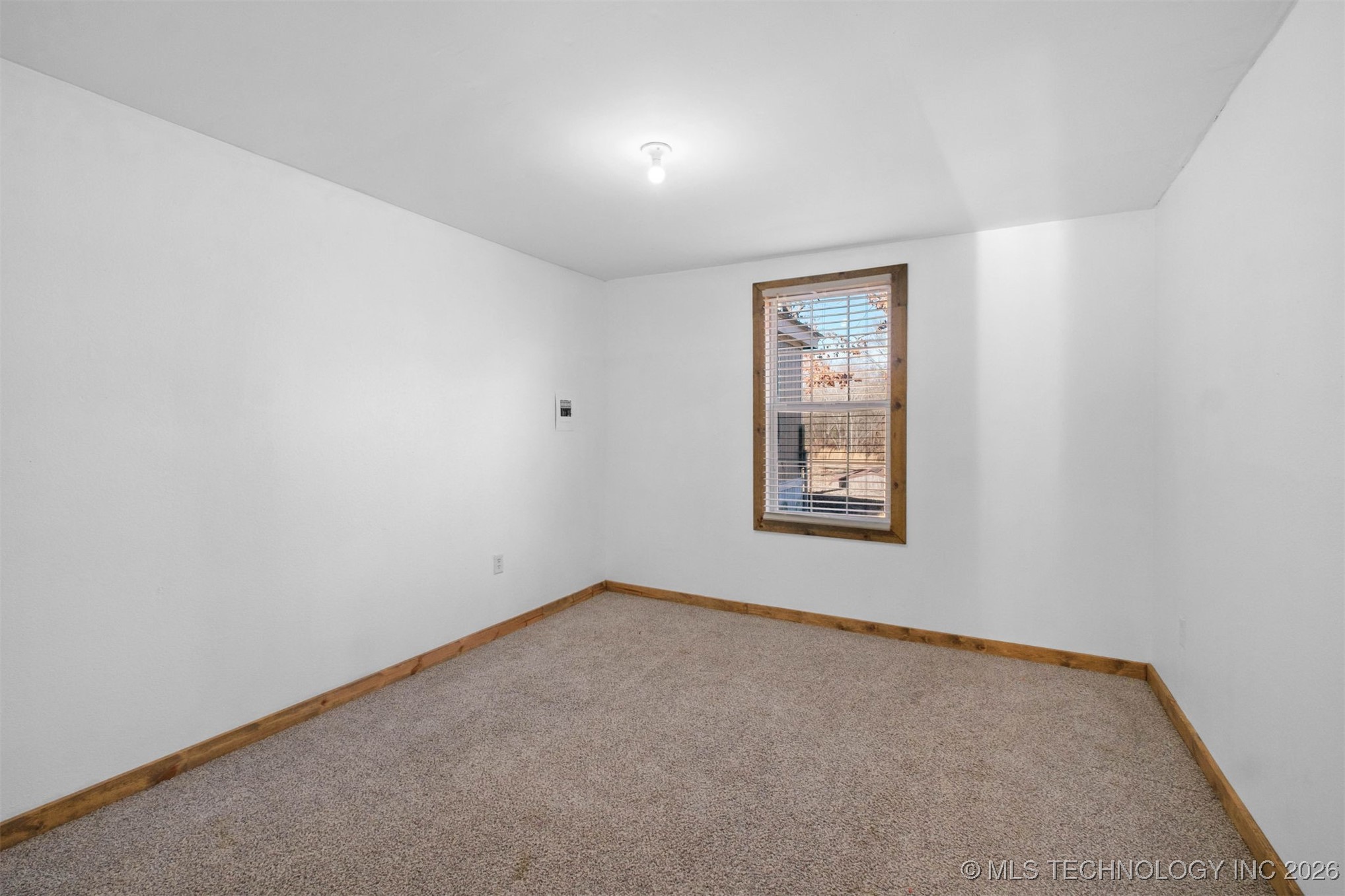 470443 E 723 Road Property Photo 25