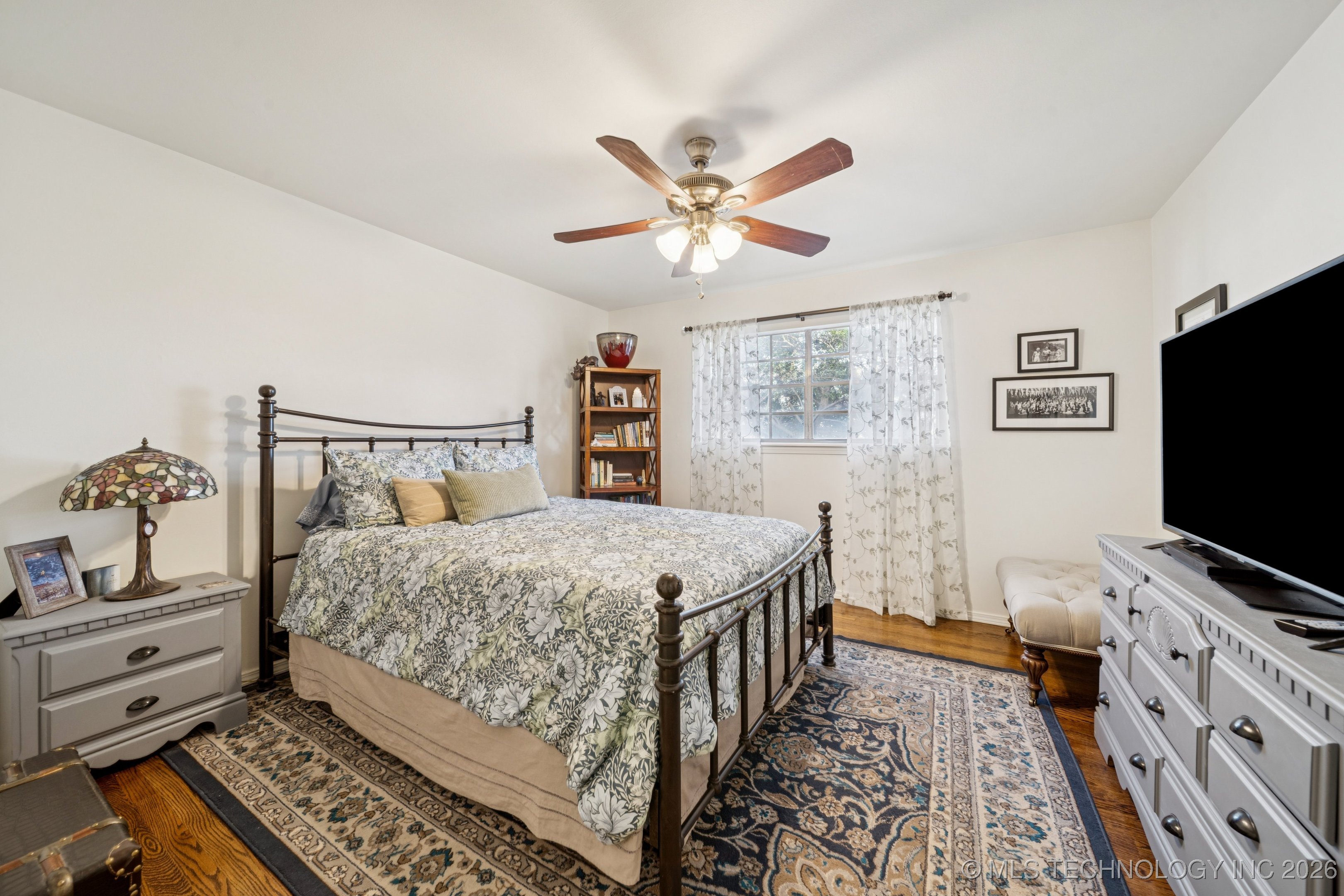 1107 E 45th Place 15 Property Photo 21