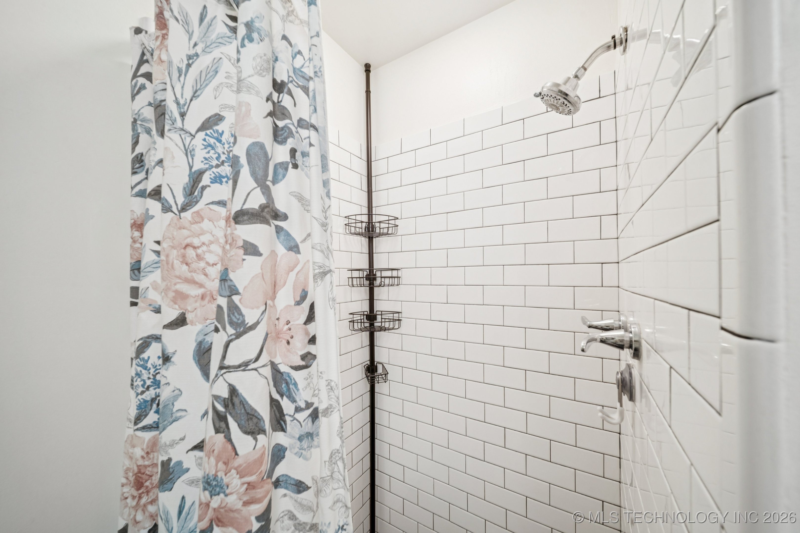 1107 E 45th Place 15 Property Photo 25