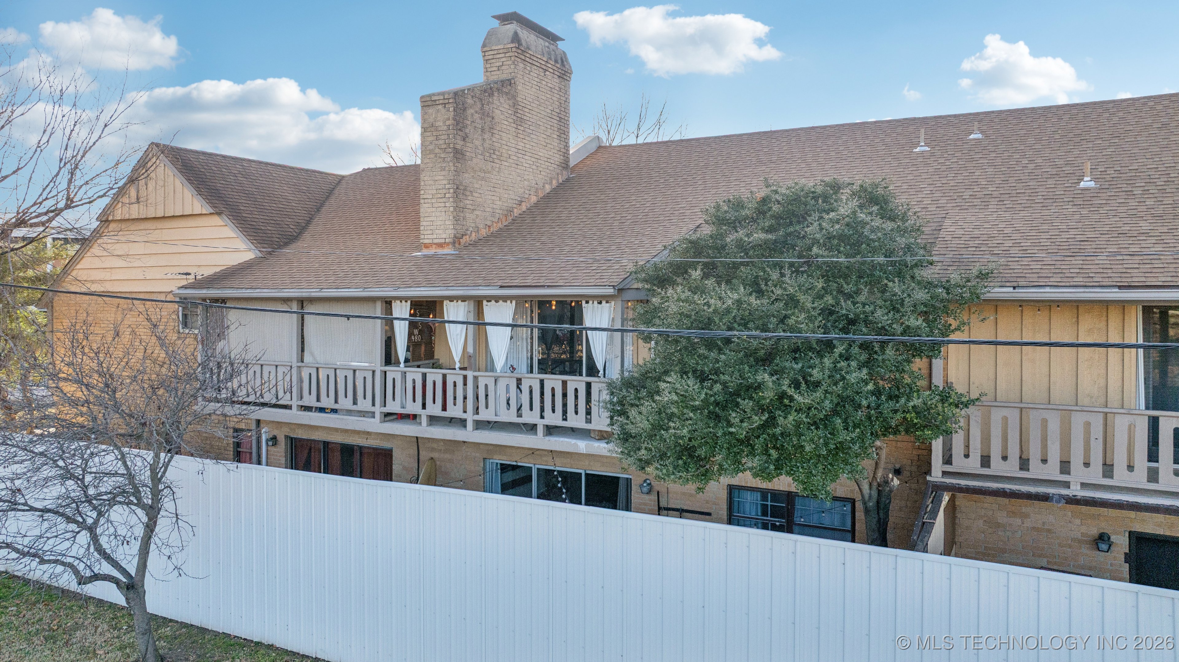 1107 E 45th Place 15 Property Photo 33