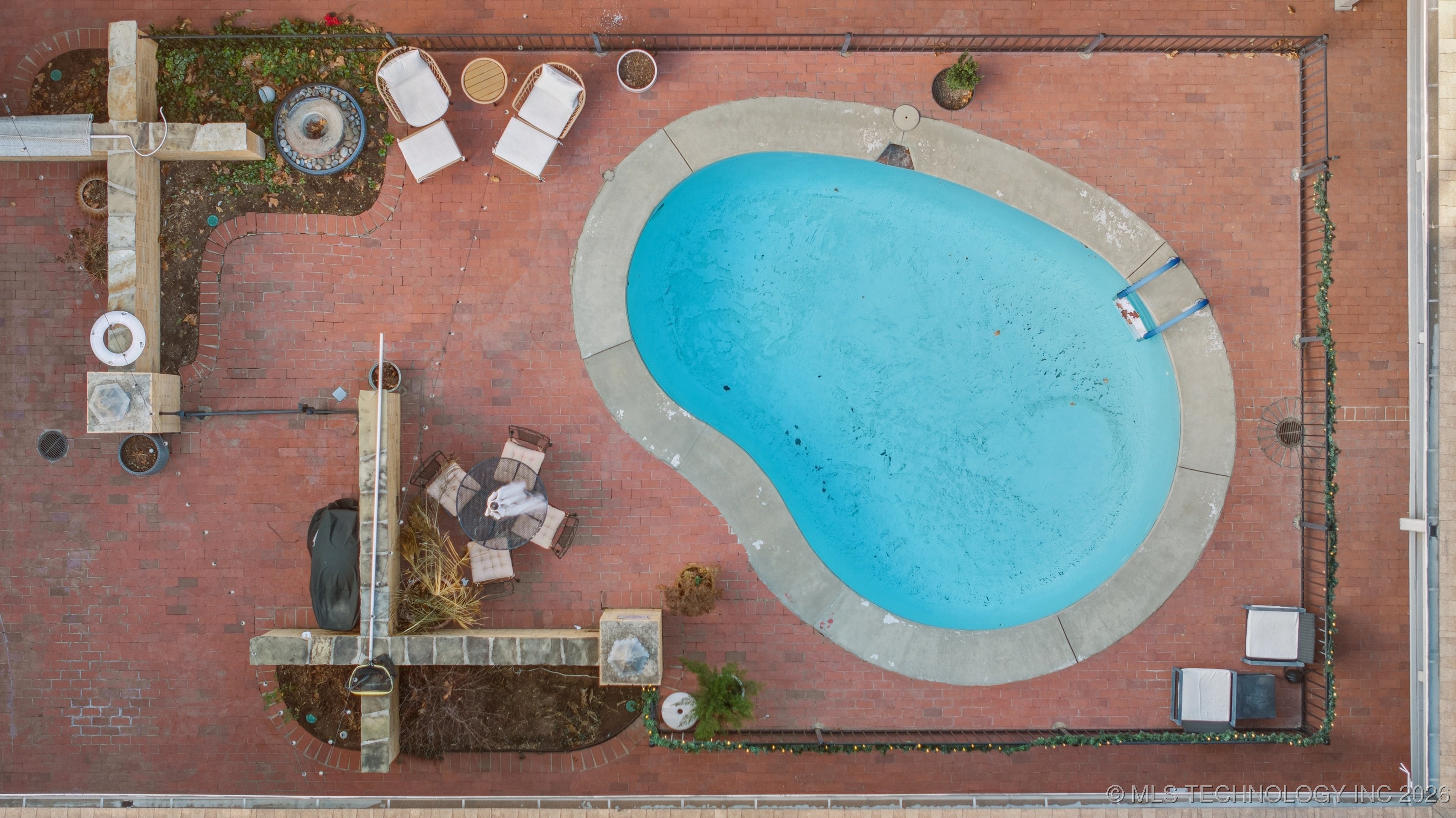 1107 E 45th Place 15 Property Photo 38