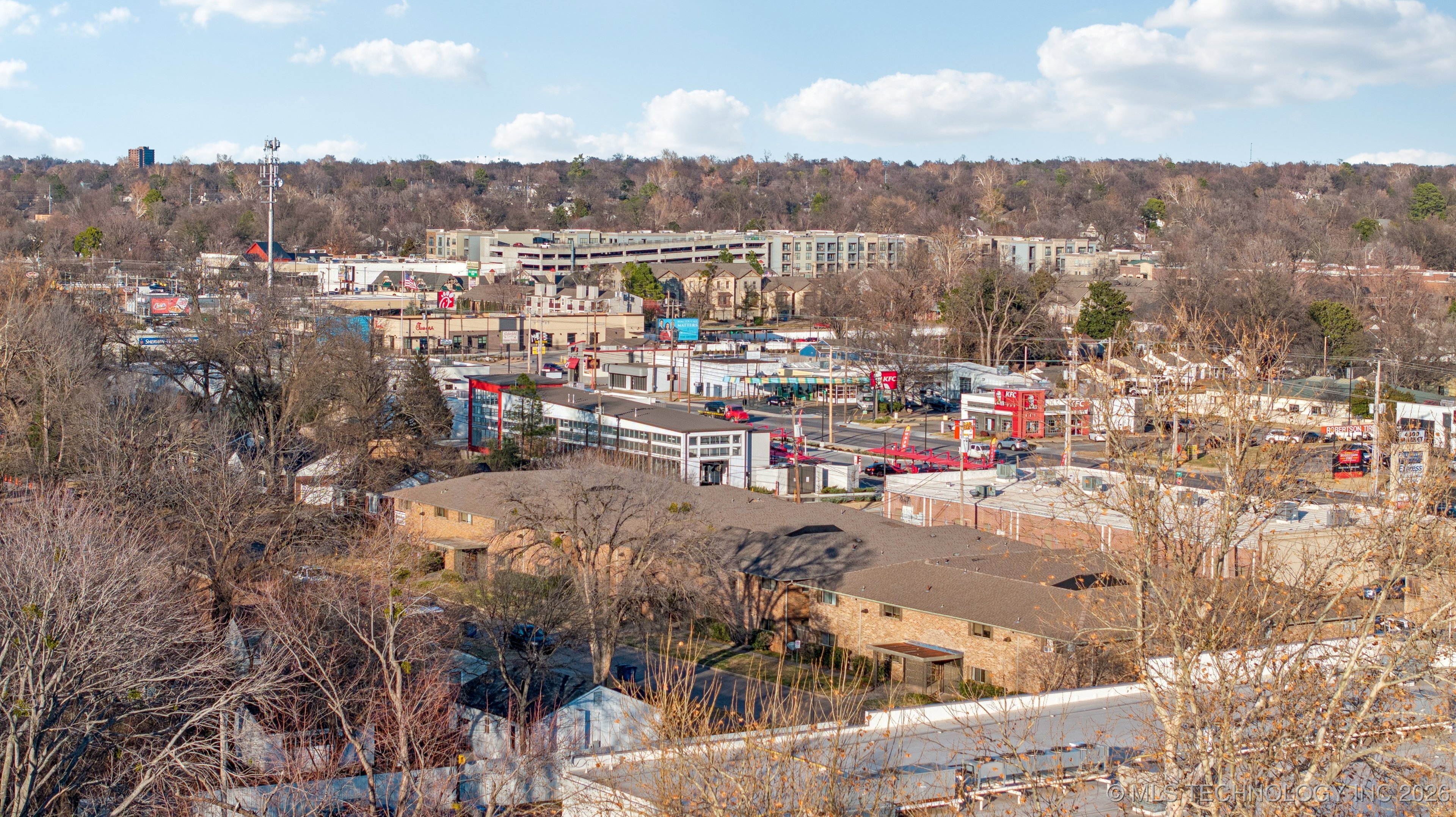 1107 E 45th Place 15 Property Photo 44