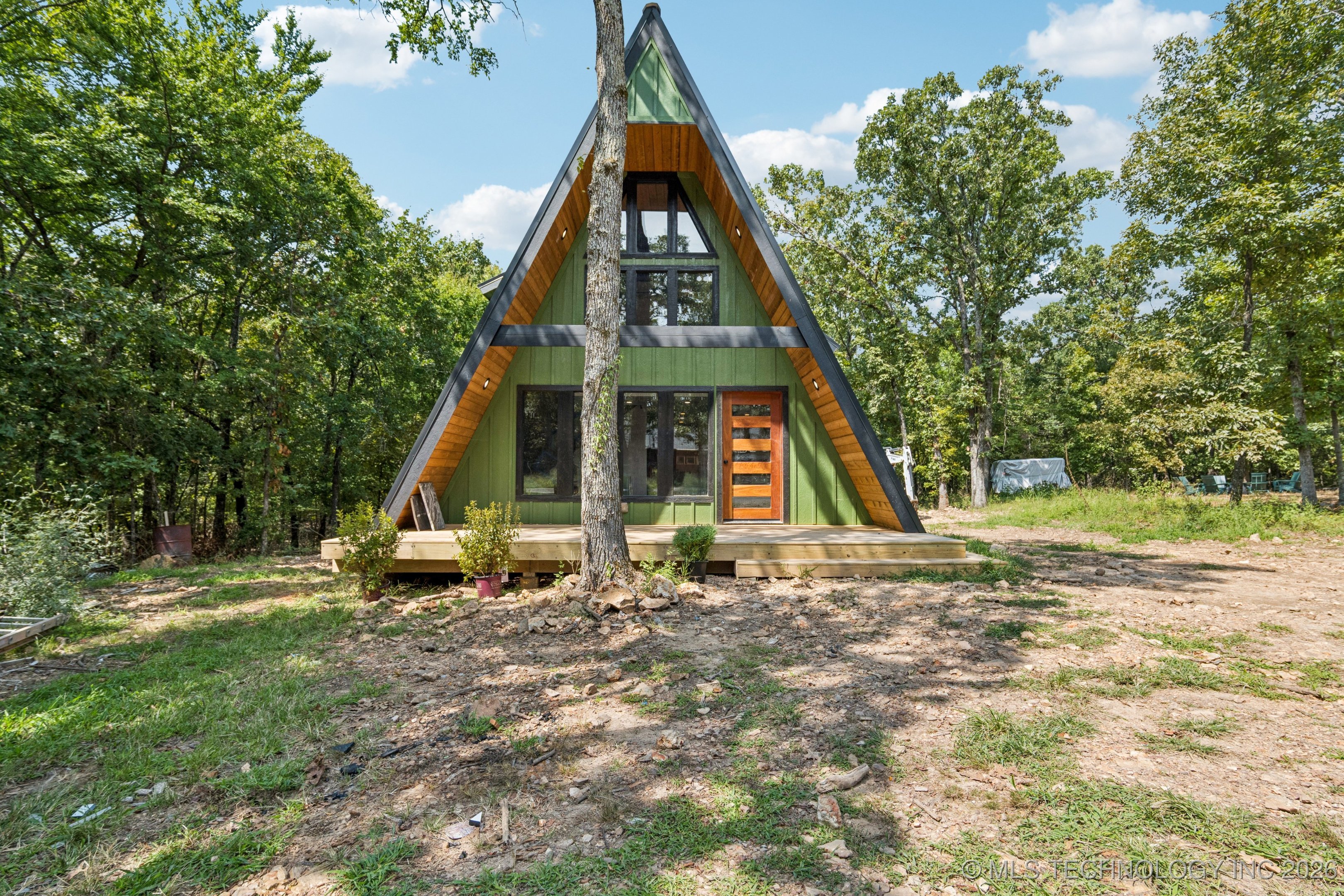 800 Kiawa Road Property Photo 1