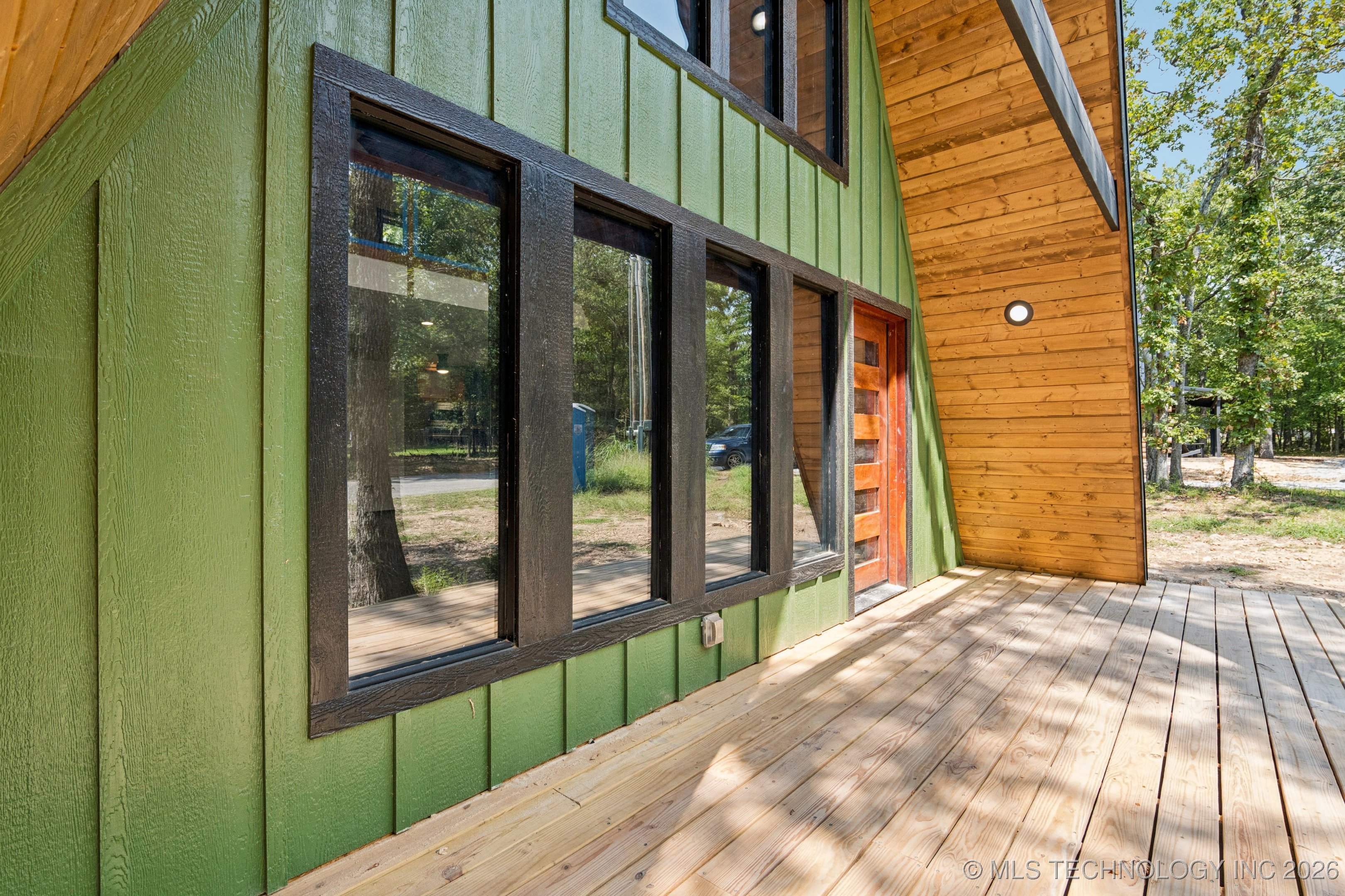 800 Kiawa Road Property Photo 2