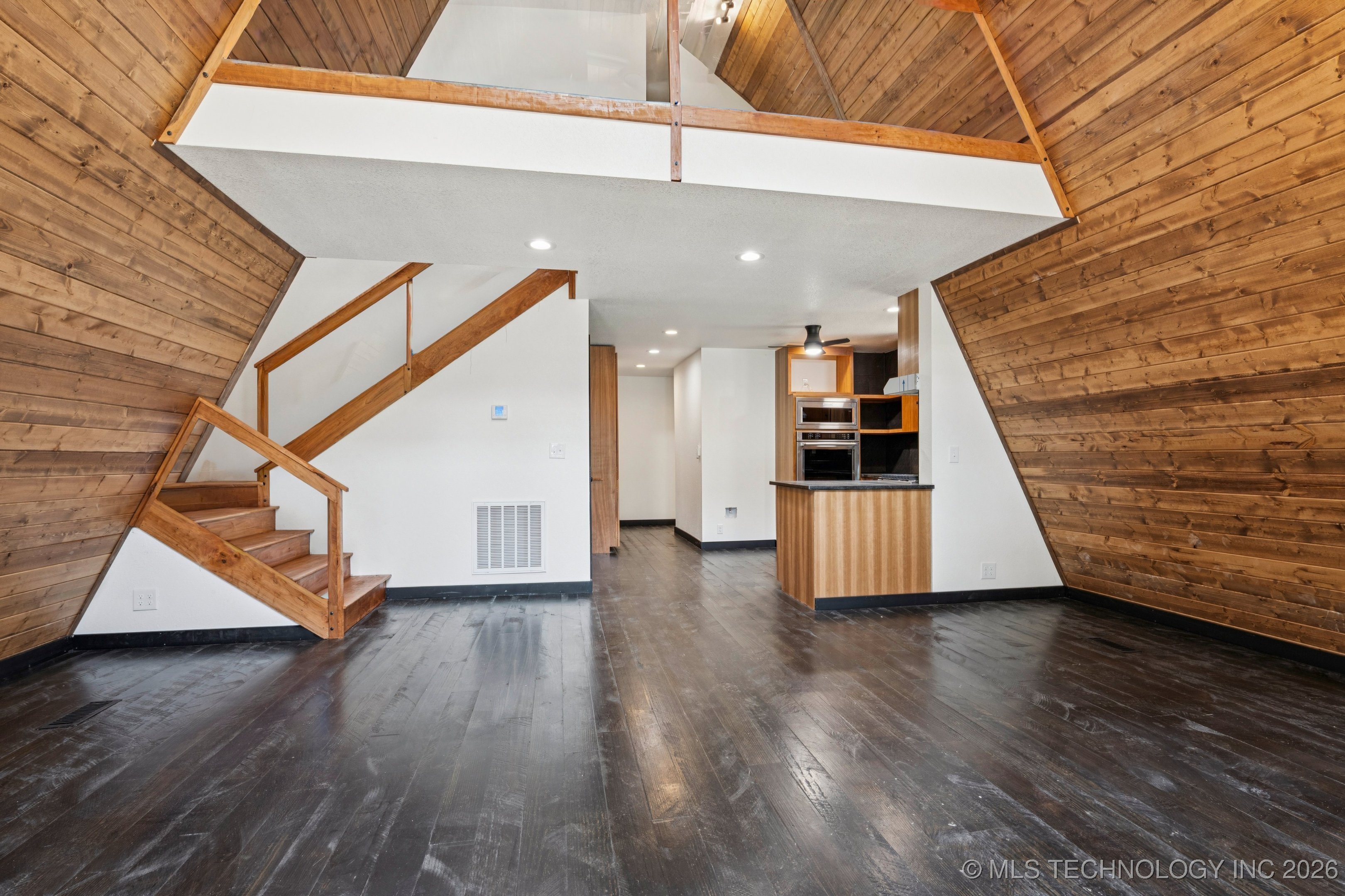 800 Kiawa Road Property Photo 5