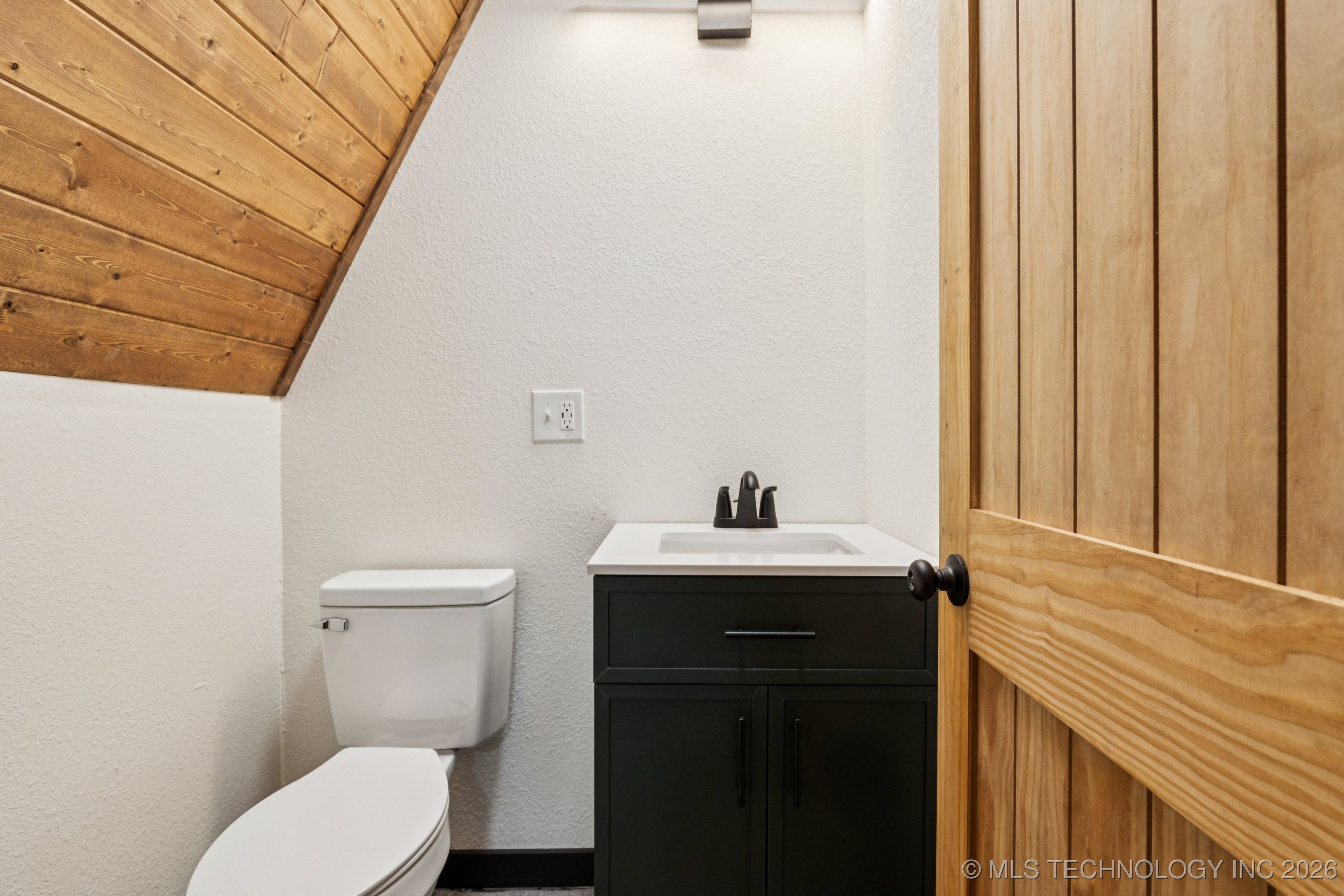 800 Kiawa Road Property Photo 14