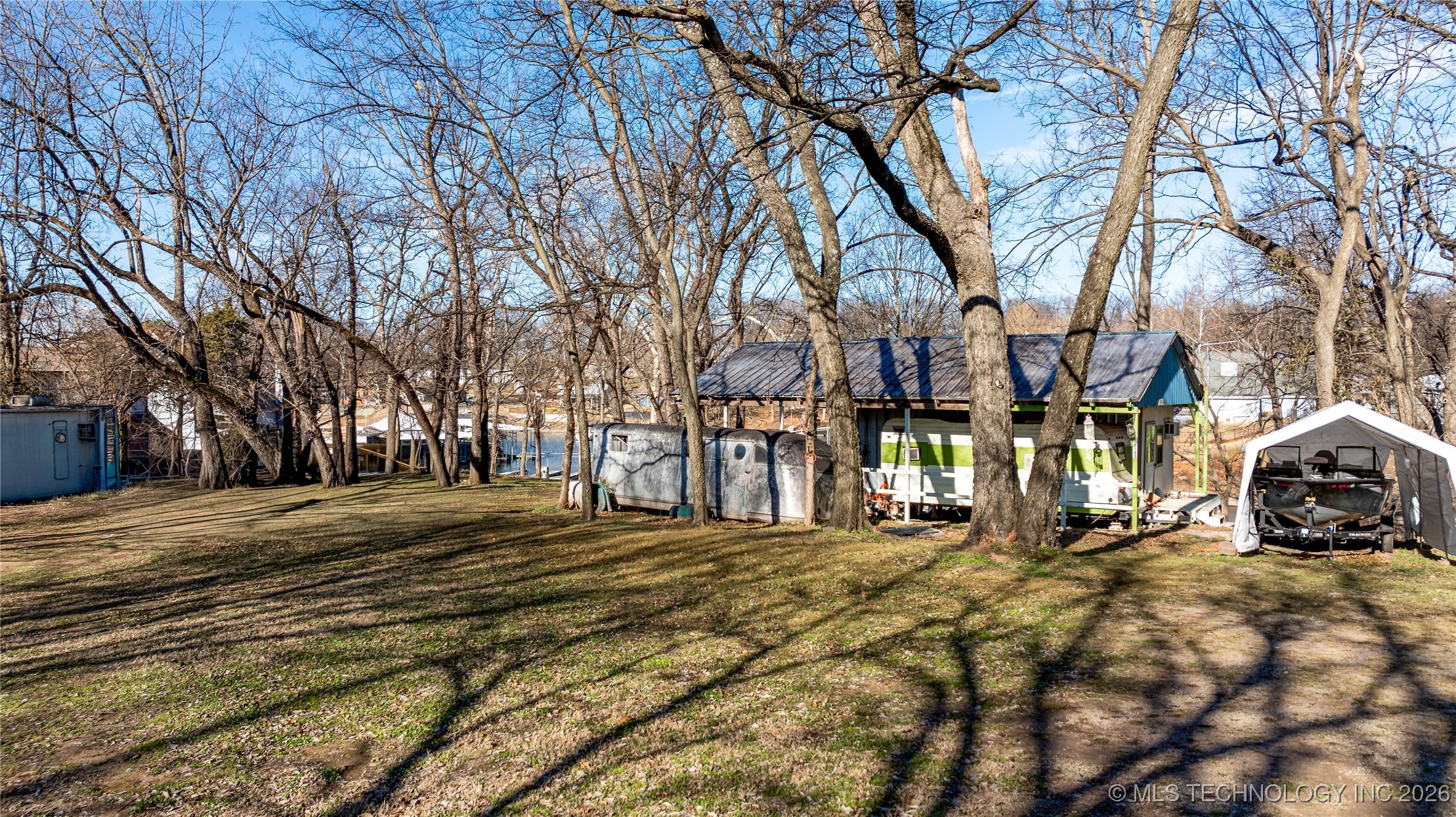 56569 E 306 Road Property Photo 5