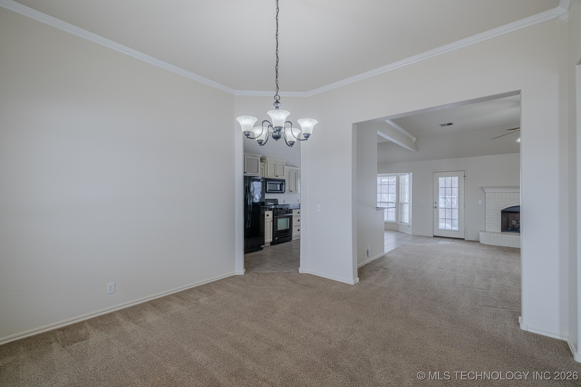 9109 N 153rd Court E Property Photo 10