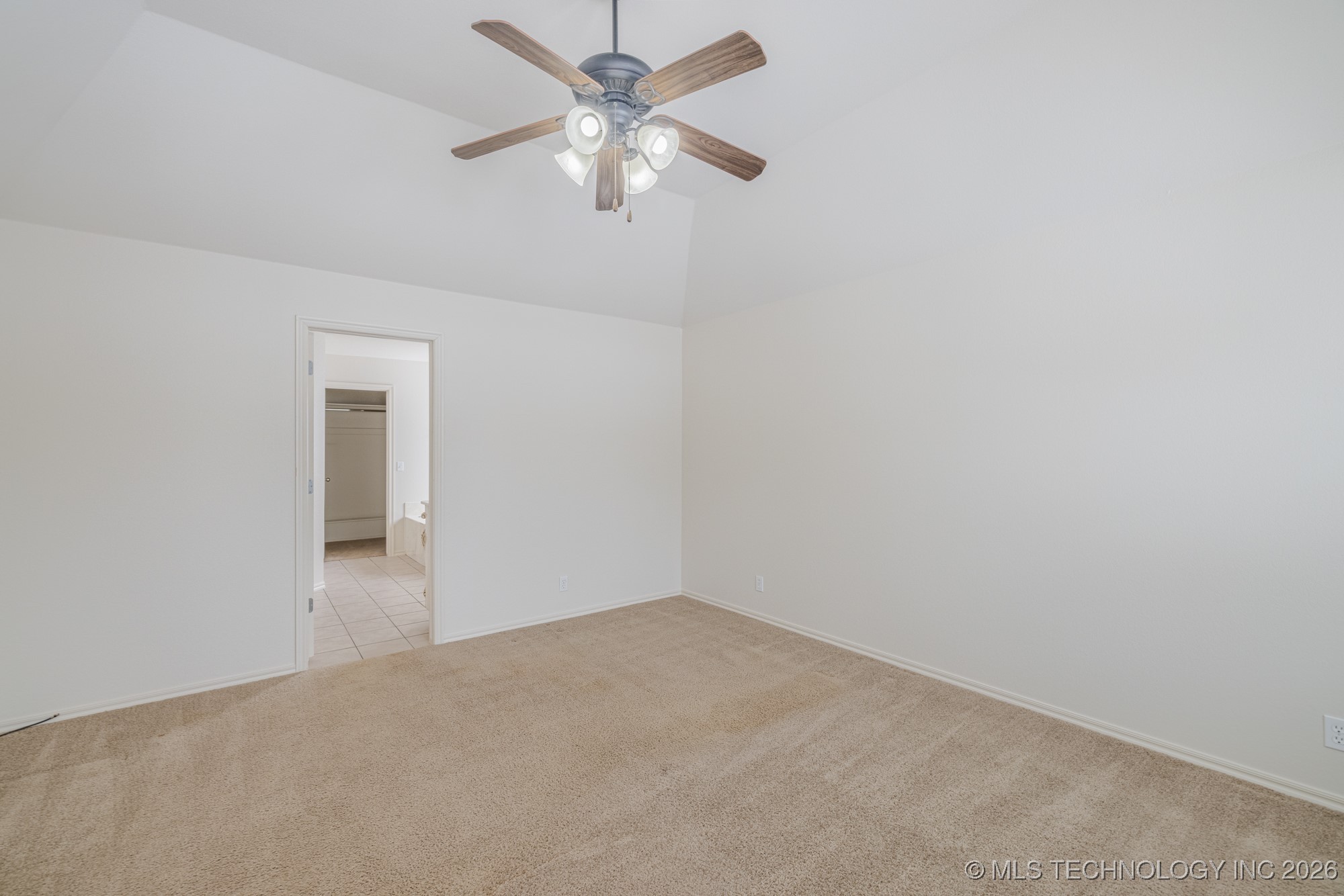 9109 N 153rd Court E Property Photo 21